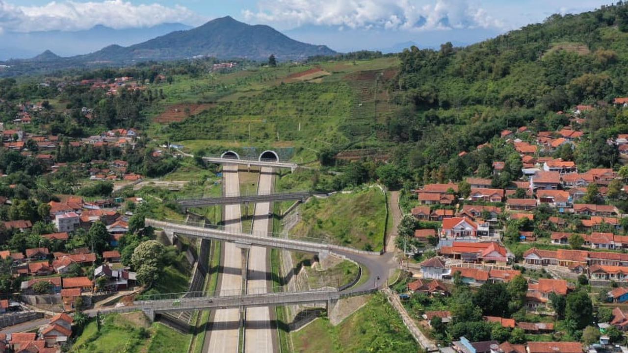 Perlu Beristirahat dalam Perjalanan ke Bandung? Berikut Daftar Rest Area Terbaik