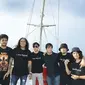 Band Element Rayakan 21 tahun berkarier di atas kapal phinisi. (Bambang E Ros/Fimela.com)