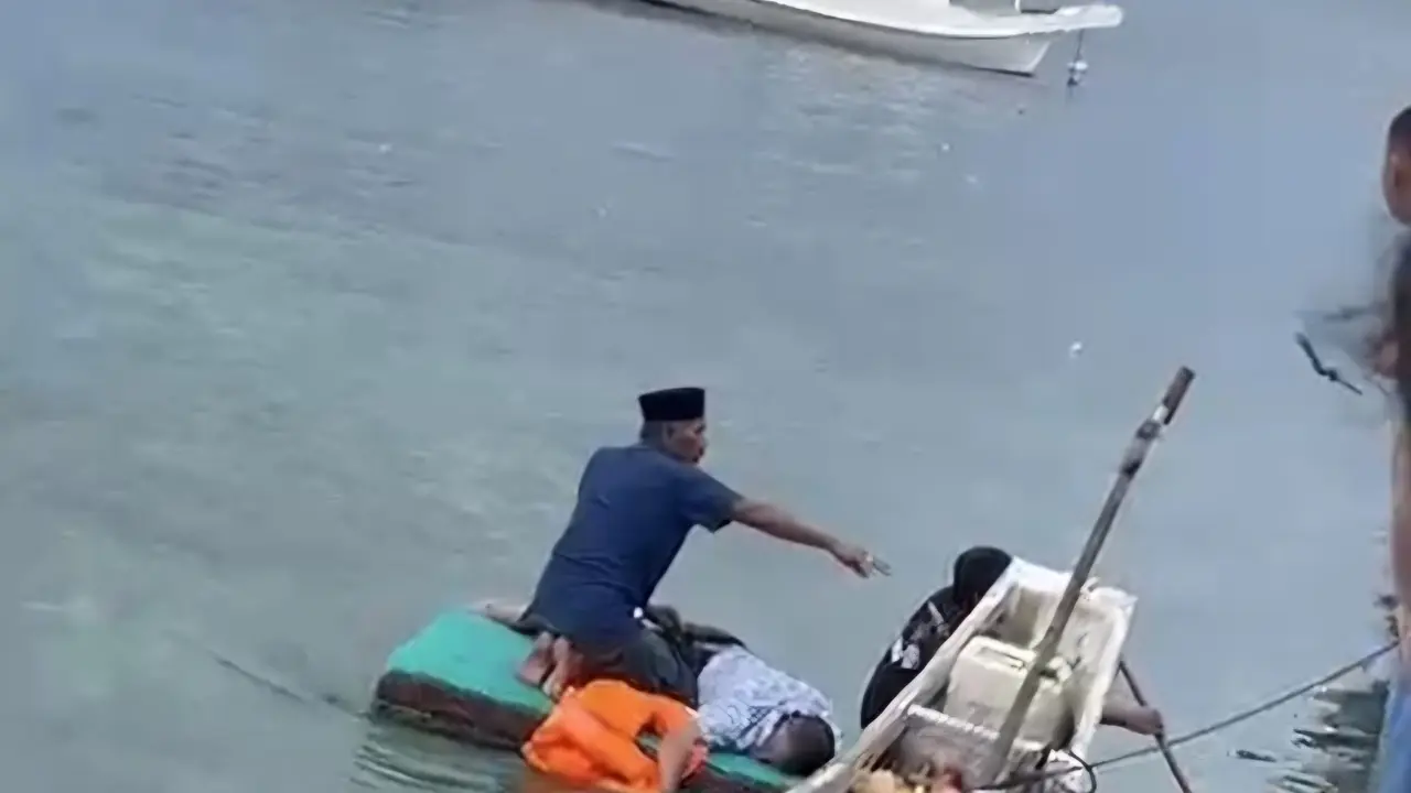 Kapal Angkut 11 Penumpang Terbalik di Pangkep, Camat hingga Bidan Dilaporkan Meninggal