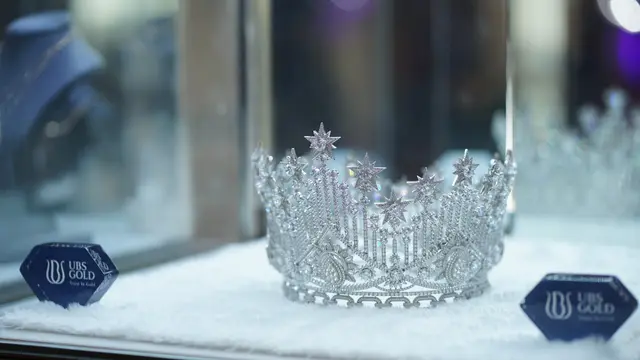 Fabienne Nicole Sabet Mahkota Miss Universe Indonesia 2023