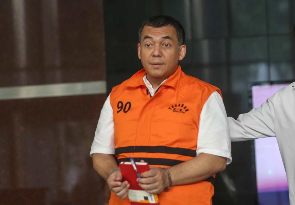 FOTO: Silmy Karim Jalani Pemeriksaan Perdana Sebagai Tersangka Korupsi Imigrasi