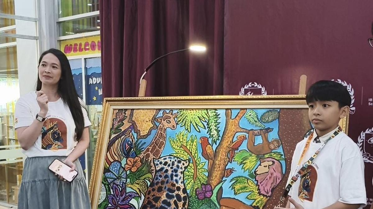 Bangga! Caleb Putra Verlita Evelyn Suarakan Perlindungan Satwa Langka Lewat Seni Lukis