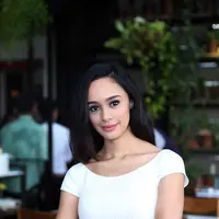 Saat dikantor MD Entertainmen, ia menceritakan pengalaman kariernya, termasuk terjun ke dunia akting. Brianna mengaku hanya ingin mencari pengalaman baru dengan iseng mengikuti casting. (Nurwahyunan/Bintang.com)