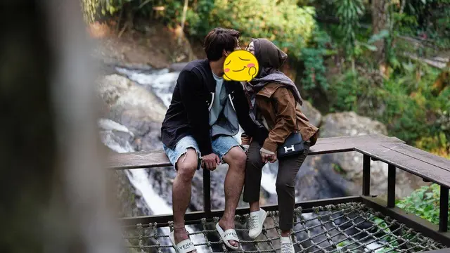 6 Potret Mesra Selebriti Jalani Honeymoon Usai Menikah, Ada yang Ke Bali Hingga Luar Negeri