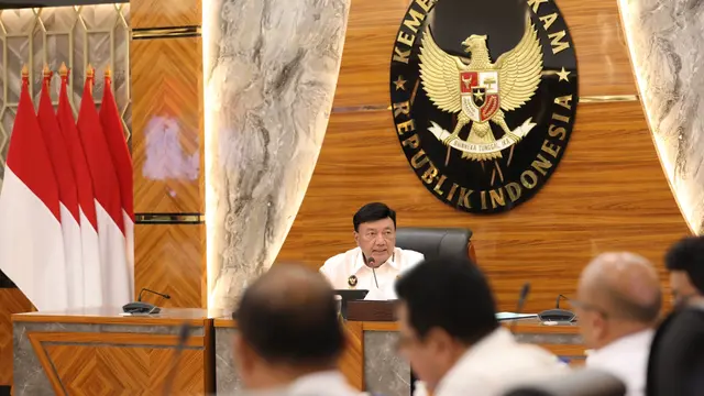 Menko Polkam Minta Layanan di Daerah Bencana Tetap Optimal Saat Libur Nataru