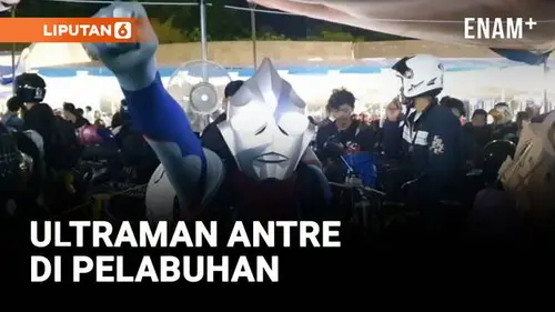 VIDEO: Pemudik Berkostum Ultraman Bikin Heboh Pelabuhan