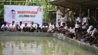 Relawan Puan mengajak warga Cilacap mancing seru bersama. (Istimewa)