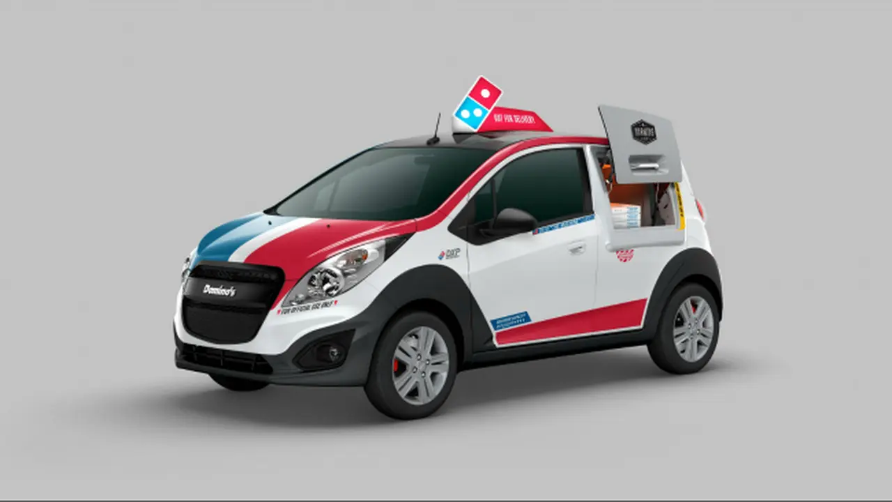 Unik, Mobil Pengantar Pizza Ini Dilengkapi Oven Pemanggang