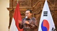 Duta Besar RI untuk Korea Selatan Gandi Sulistyanto dan Pendiri FPCI Dino Patti Djalal. (Dok KBRI Seoul)