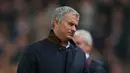 Mimik manajer Chelsea, Jose Mourinho, terlihat kecewa saat pertandingan melawan Stoke City dalam laga Piala Liga di Stadion Britannia, Inggris, (27/10/2015). (Action Images via Reuters/Alex Morton)