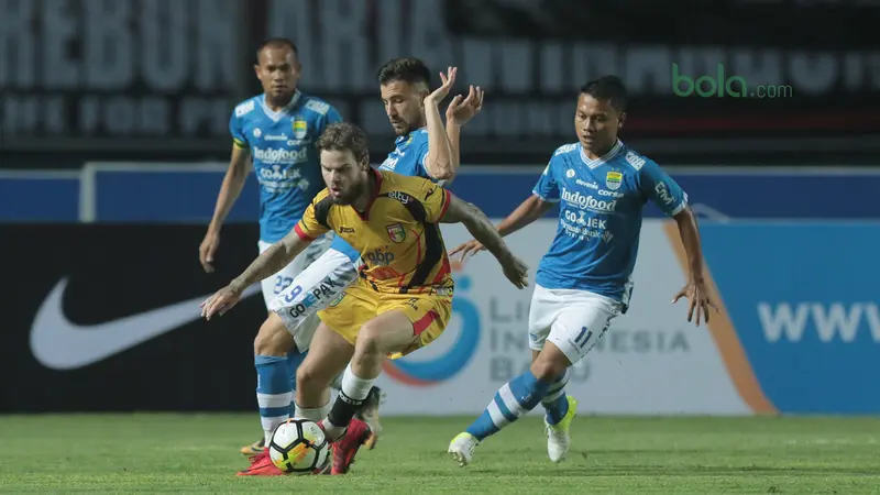 Persib Bandung, Mitra Kukar, Liga 1 Indonesia