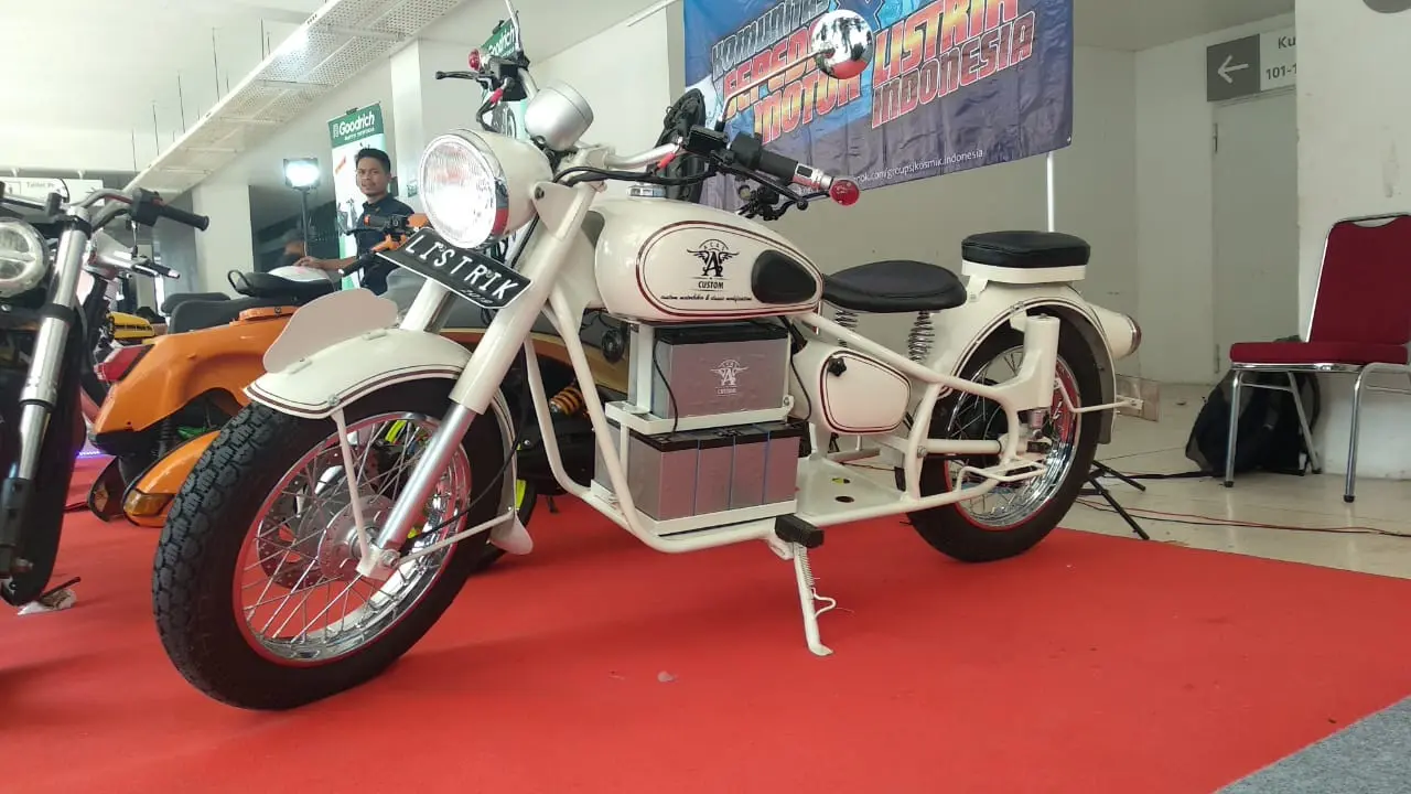 Motor Listrik Bergaya Klasik