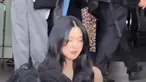 Dari New York ke London, dan kini Milan Fashion Week yang menjadi tempat brand fashion ternama memamerkan koleksi-koleksi spring/summer 2023nya. Di Milan Fashion Week kali ini pun dihadiri oleh berbagai public figure dunia. Siapa saja ?