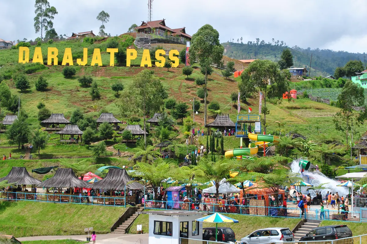 [Bintang] Beberapa Tempat Liburan Seru di Kabupaten Garut, Yuk ke Sana!