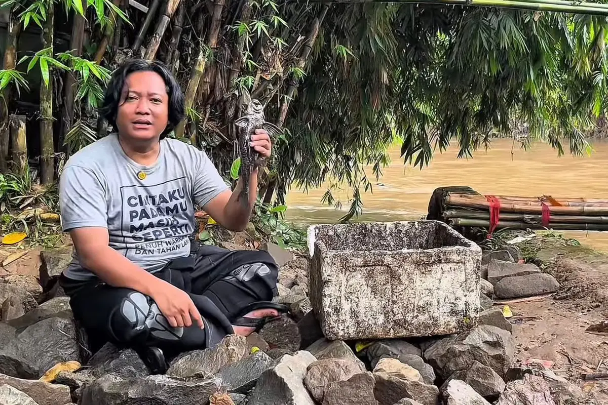 Penggerak Angkat Sapu-Sapu dari Ciliwung, Arief Kamaruddin