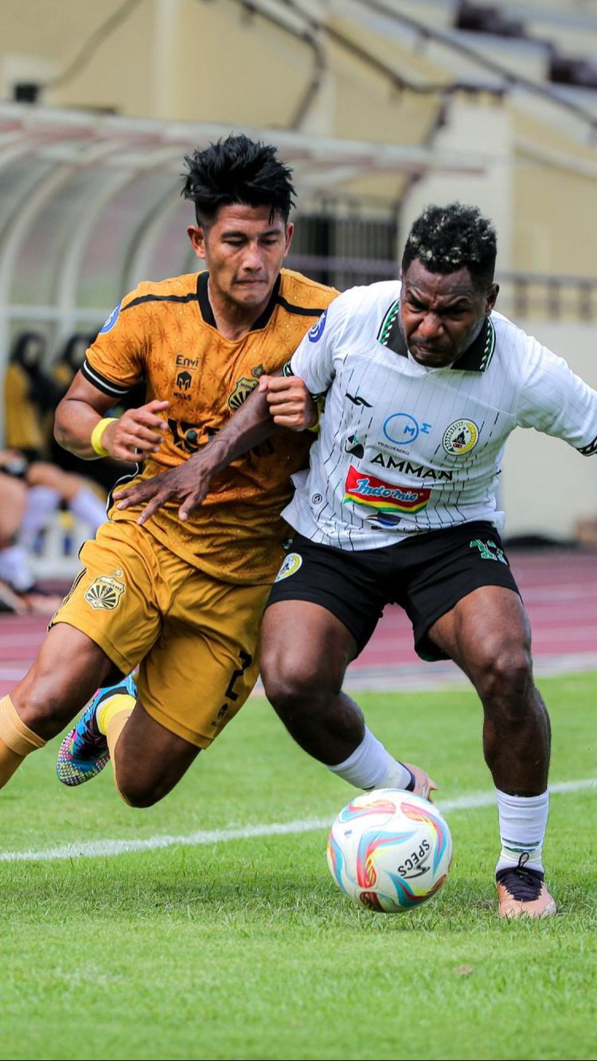 Bhayangkara FC kalah dengan skor telak 1-4 dari PSS Sleman.&nbsp;Bola.com/Bagaskara Lazuardi