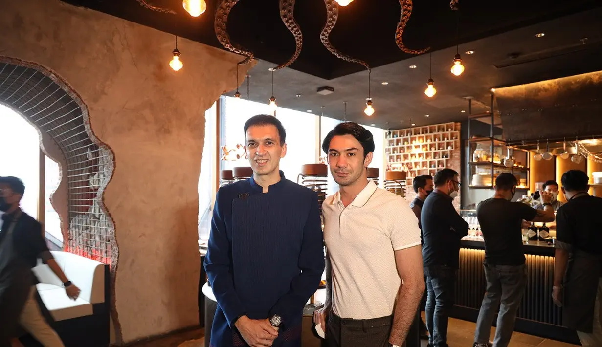 Acara Diwali yang diselenggarakan MD Entertainments turut dimeriahkan oleh beberapa selebritis Tanah Air.