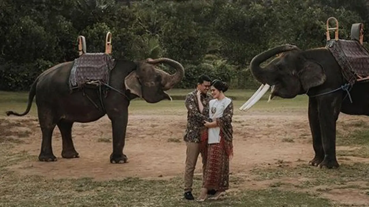 Kahiyang-Bobby akan segera menikah/Copyright: instagram/bridestory