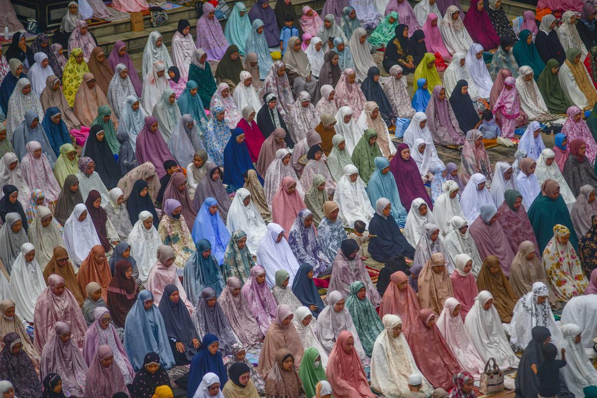 FOTO: Shalat Idul Fitri 1447 Hijriah di Mesjid Kubah Emas Depok Berlangsung Khidmat