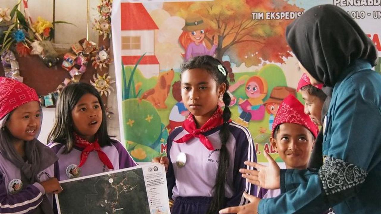 Tahukah Kamu? Tim Undip Latih Literasi Spasial Siswa Sigi dengan Petakan Lingkungan Sekitar