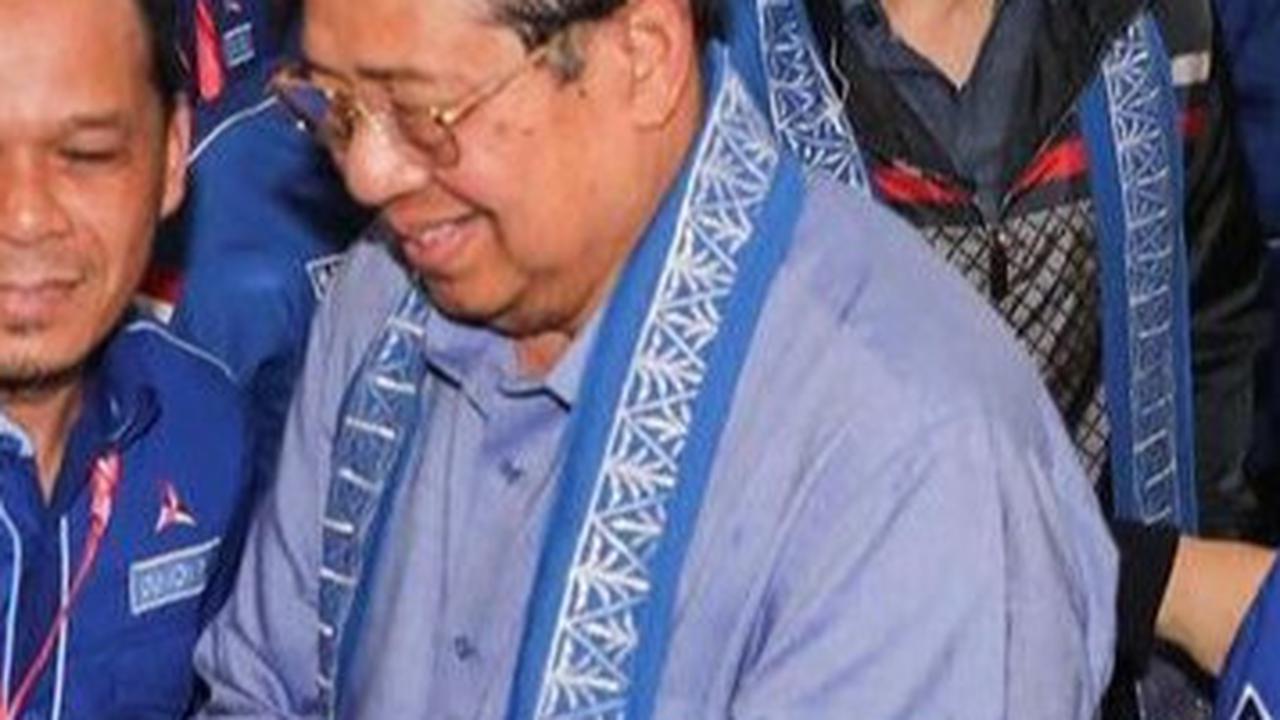 SBY Kenang Sang Istri saat Ziarah ke Kuburan Massal Korban Tsunami Aceh