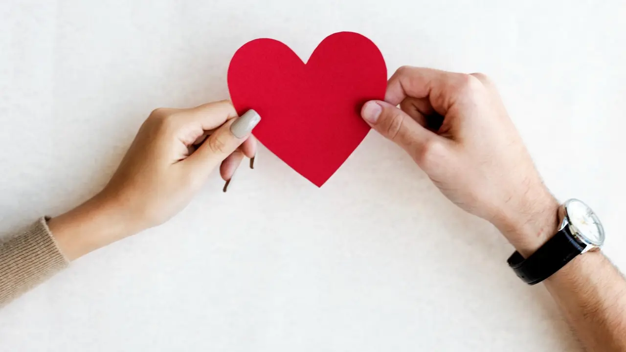 Ilustrasi cinta