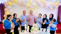 YouTuber Rianto dan Triani Ayuningtyas Rayakan Ultah Anak Kembar Empatnya Dengan Unik