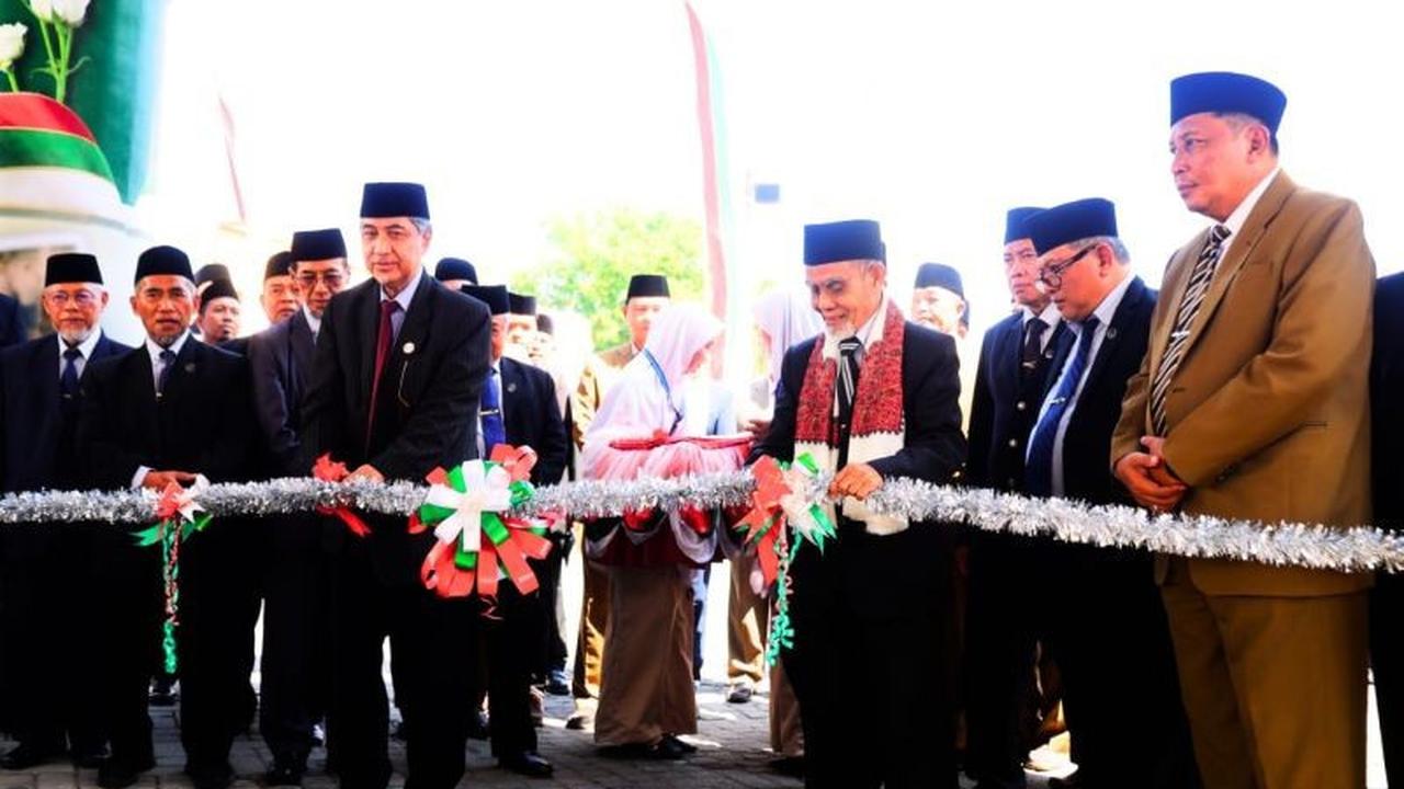Reuni Akbar 5.830 Alumni Gontor Putri Perkuat Jejaring Pengabdian Santri