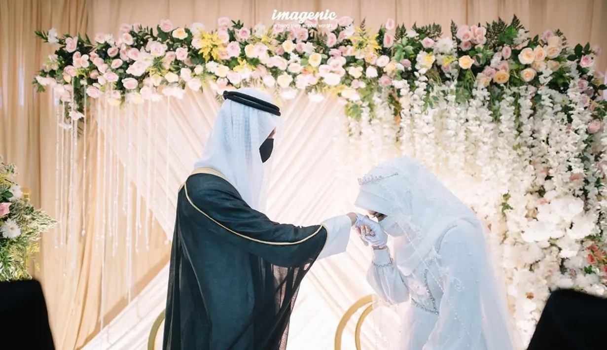 Vebby Palwinta dan Razi Bawazier (Instagram/vebbypalwinta)