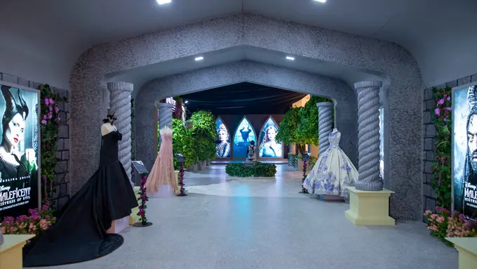 3 Cuplikan Gaun Maleficent