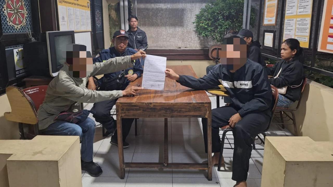 2 Pria Lagi Pelukan di Kamar Mandi Tertangkap Basah Warga Sedang Ronda di Bantul