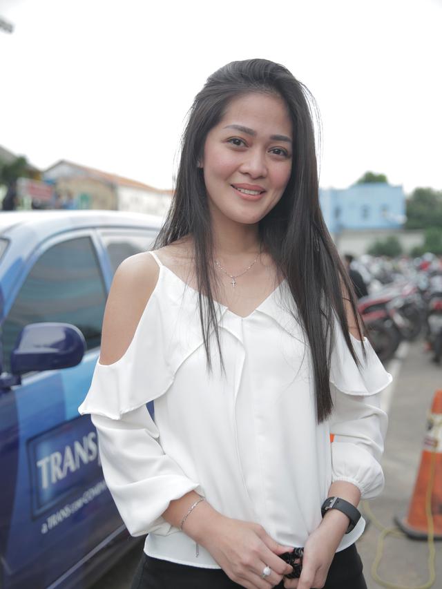 Liburan ke Kanada, Gracia Indri Ledek Artis Lain - ShowBiz 