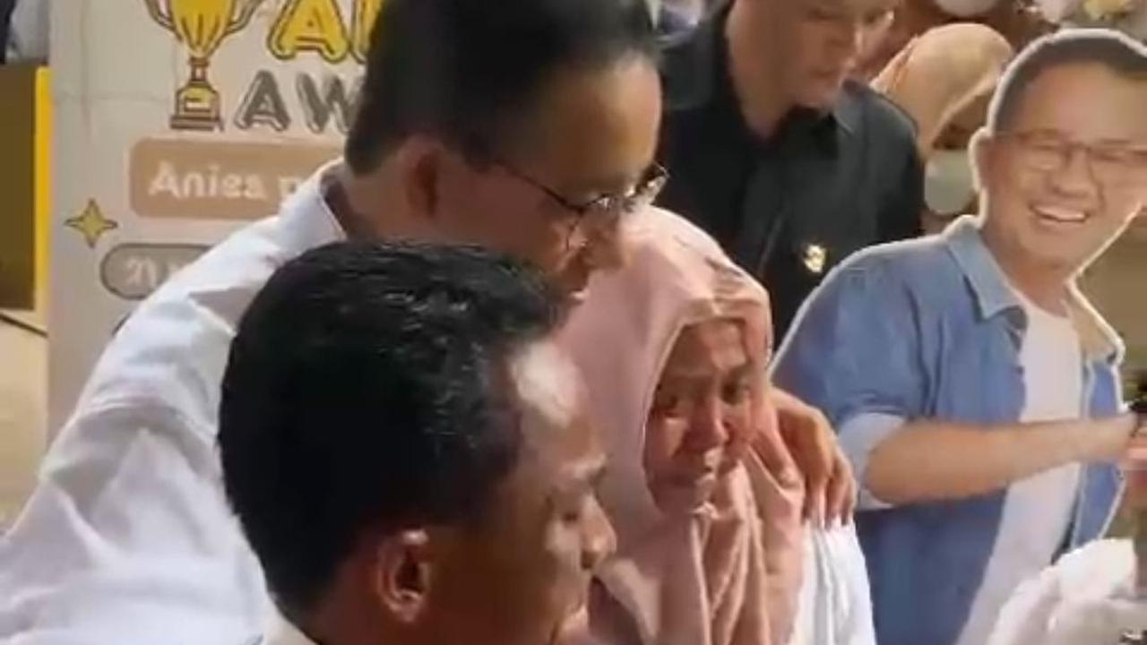"Ya sudah, nanti kita beresin bersama. Bismillah ya, sabar dulu ya, beberapa bulan lagi," katanya.<br><br>