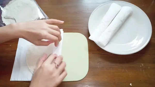 Tanpa Dibekukan, Ini Cara Simpan Kulit Lumpia Agar Tetap Awet dan Tidak Tumbuh Jamur
