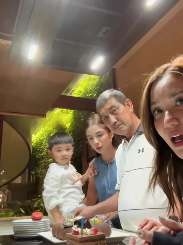 Chelsea Olivia Pulang Kampung