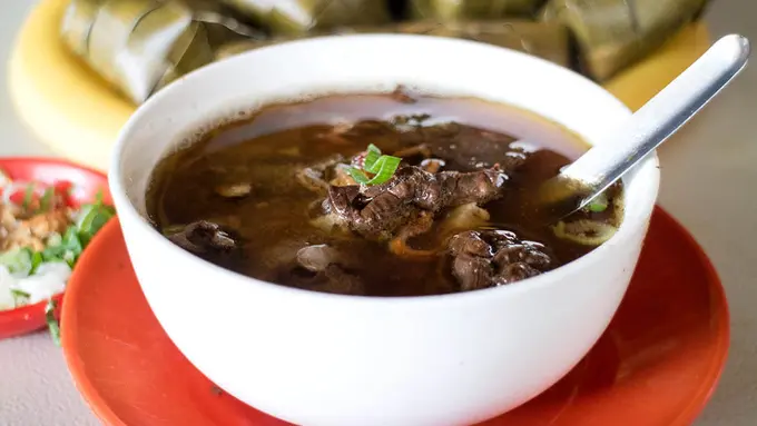 Sedapnya Coto Andalan Makasar