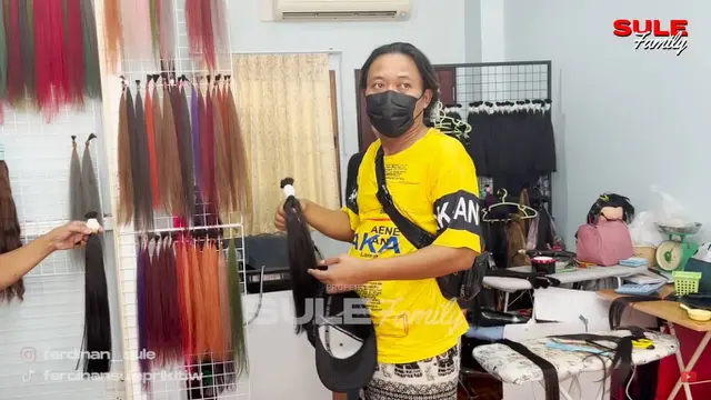 Tampil Gondrong, Ini 7 Potret Terbaru Sule yang Baru Saja Panjangkan Rambut di Thailand