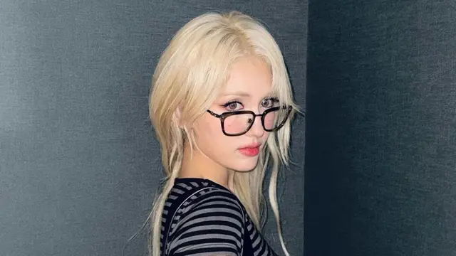Jeon Somi mengalami kebotakan yang membuatnya depresi