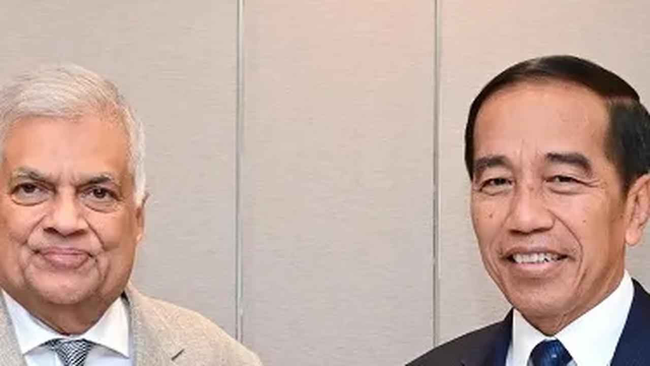 Jokowi Bertemu Presiden Sri Lanka di China, Minta Akses Pasar Minyak Sawit Kembali Dibuka
