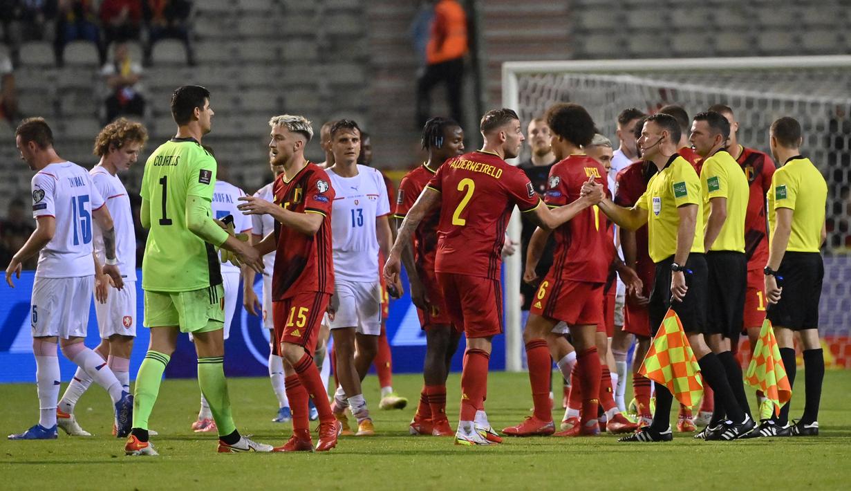 Skor 3-0 bertahan hingga laga usai. Belgia pun kokoh memuncaki klasemen Grup E dengan mengoleksi 13 poin dari 5 laga. Sementara Republik Ceska membuntuti di posisi kedua dengan 7 poin dari jumlah laga yang sama. (Foto: AFP/Belga/Dirk Waem)