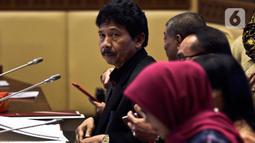 Kepala Badan Pembinaan Ideologi Pancasila (BPIP) Yudian Wahyudi mengikuti Rapat dengar Pendapat dengan Komisi II DPR di Kompleks Parlemen, Senayan, Jakarta, Selasa (18/2/2020). Agenda rapat salah satunya membahas rencana pemulangan anak-anak ISIS eks WNI. (Liputan6.com/Johan Tallo)