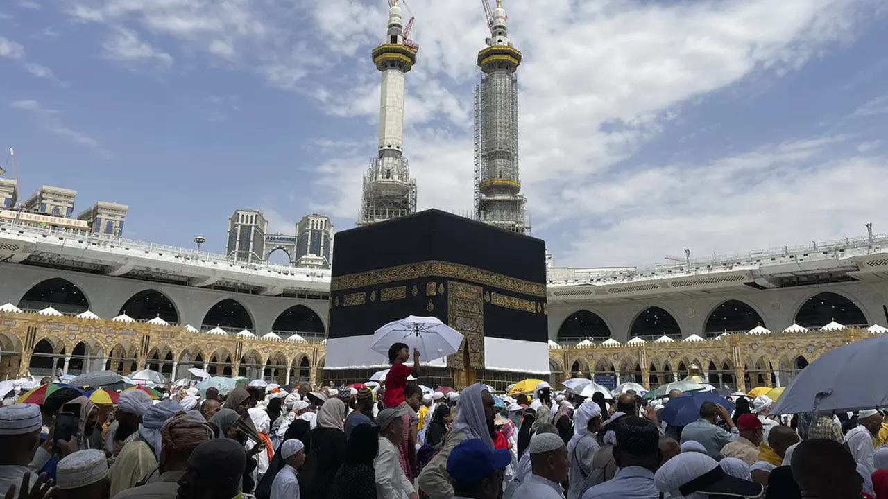 Jemaah Haji Tawaf Ifadah