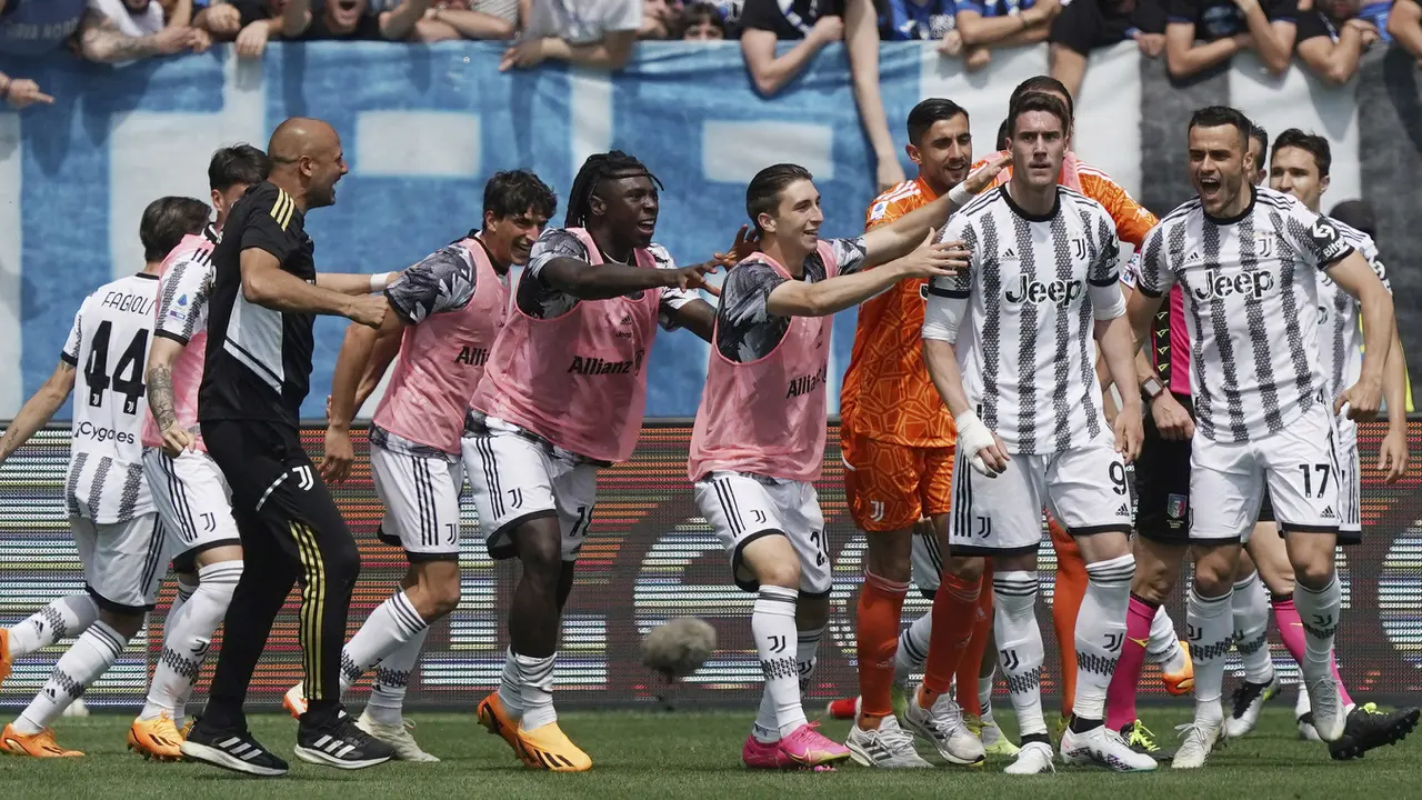 Foto: Juventus Naik ke Posisi Dua Setelah Menang 2-0 atas Atalanta