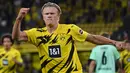 1. Erling Braut Haaland (6 gol) - Erling Haaland terus menunjukan ketajamannya bersama Borussia Dortmund di kompetisi Liga Champions musim ini. Penyerang berusia 20 tahun ini telah mengoleksi enam gol dan dipastikan akan terus bertambah. (AFP/Ina Fassbender)