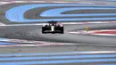 Pembalap Red Bull Racing, Max Verstappen menang mudah pada balapan seri ke-12 di Sirkuit Paul Ricard hari Minggu (24/07/2022). (AP/Manu Fernandez)
