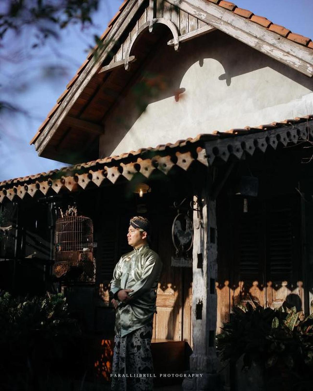 22 Potret Detail Dekorasi Siraman Pernikahan Putra Soimah dengan Adat Jawa yang Mewah dan Sakral