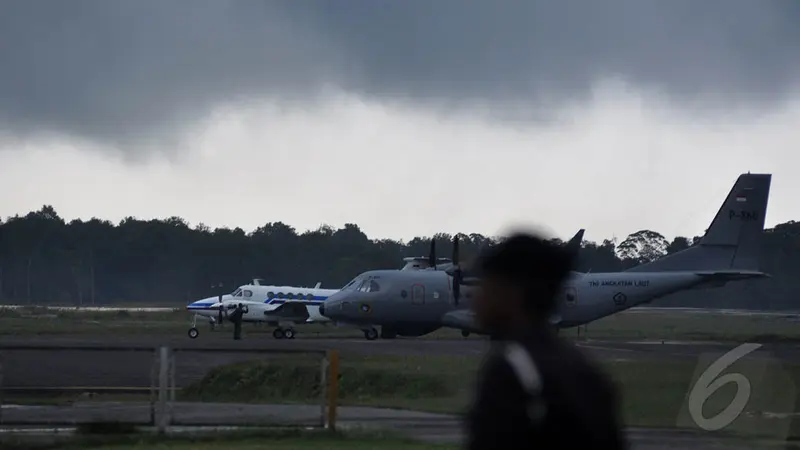 Evakuasi Hari Keempat Pesawat AirAsia Terhambat Cuaca Buruk