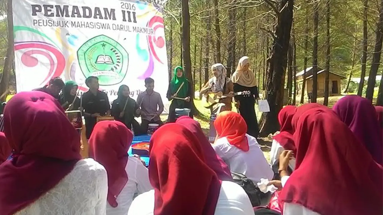 Di Pantai Lampuuk Mahasiswa Darul Makmur Gelar Pemadam III