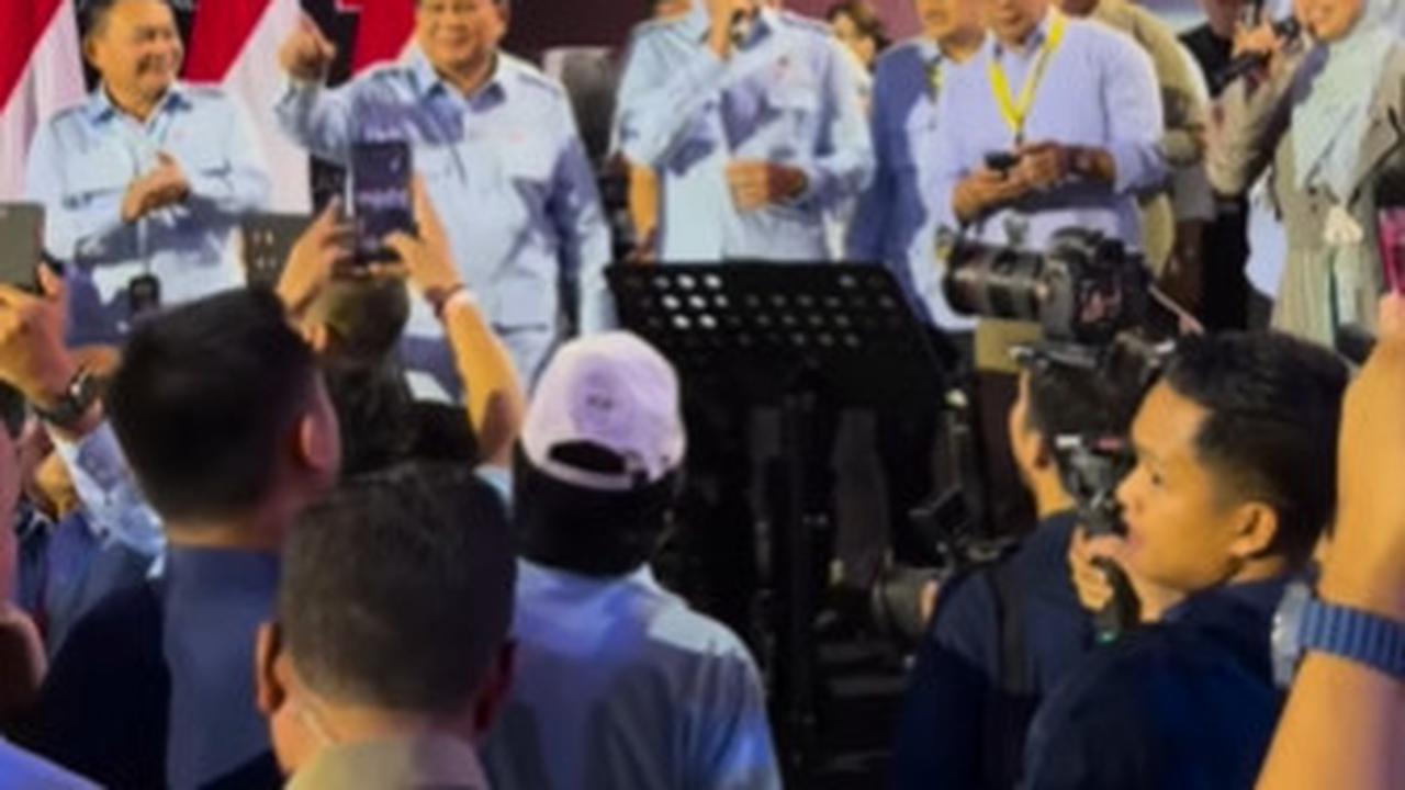 Prabowo Sampai AHY 'Nyerah' Dikasih Lagu Rungkad, Jenderal Eks Kasad Juga Goyang