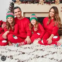 Tahun 2017 ditutup manis oleh Jessica Alba. Ia dan suami, Cash Warren dianugerahi anak ketiga. (instagram/jessicaalba)